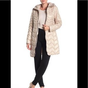 Kenneth Cole Hooded Quilted Puffer Coat Size M